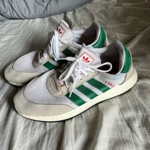 Adidas iniki runner